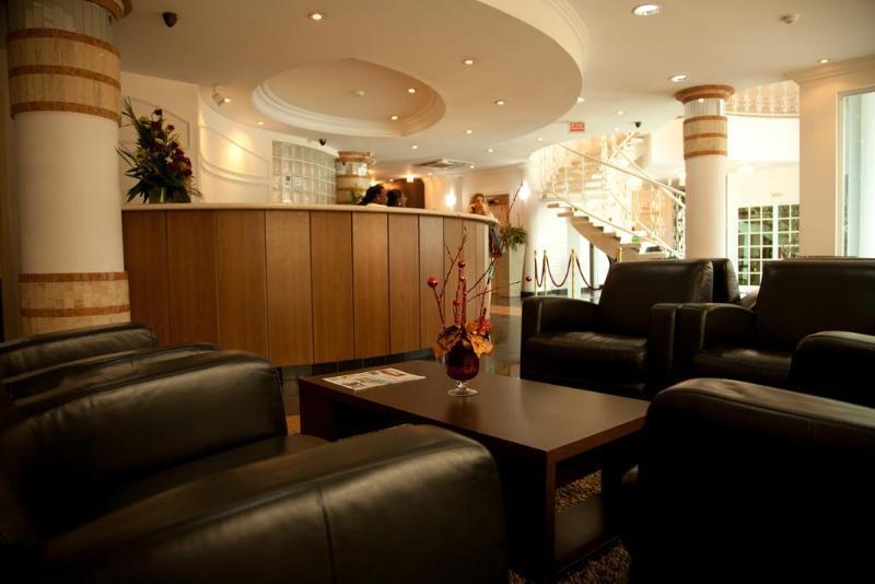 Hotel Florenca Луанда Екстериор снимка