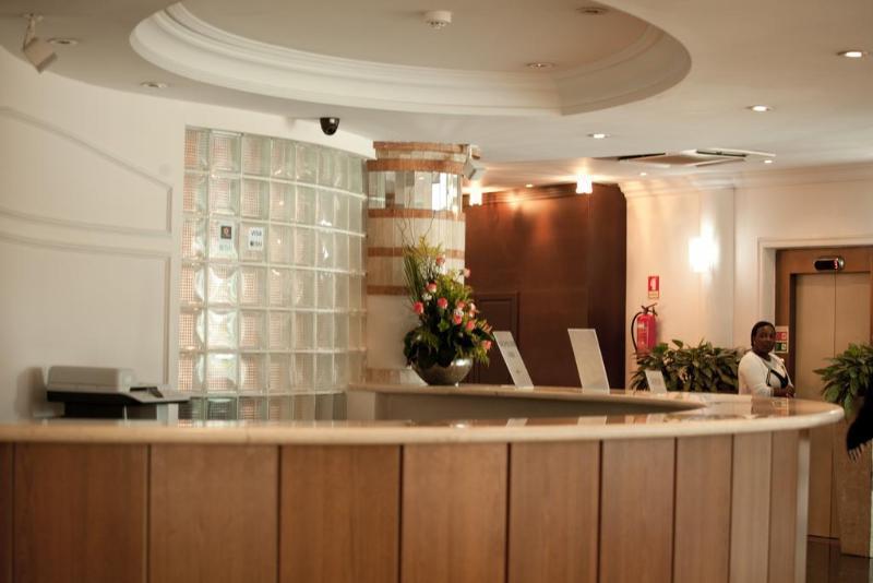 Hotel Florenca Луанда Екстериор снимка