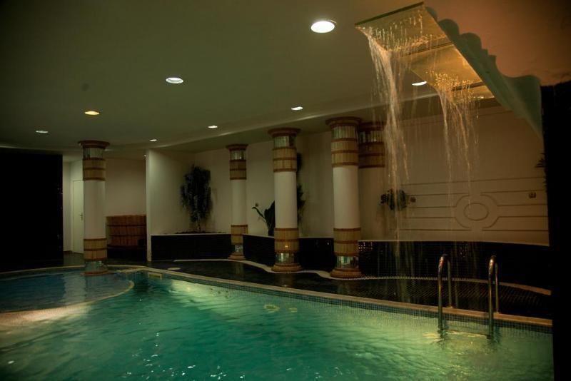 Hotel Florenca Луанда Екстериор снимка
