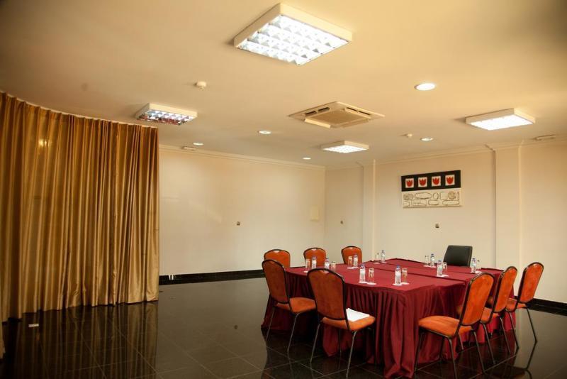 Hotel Florenca Луанда Екстериор снимка