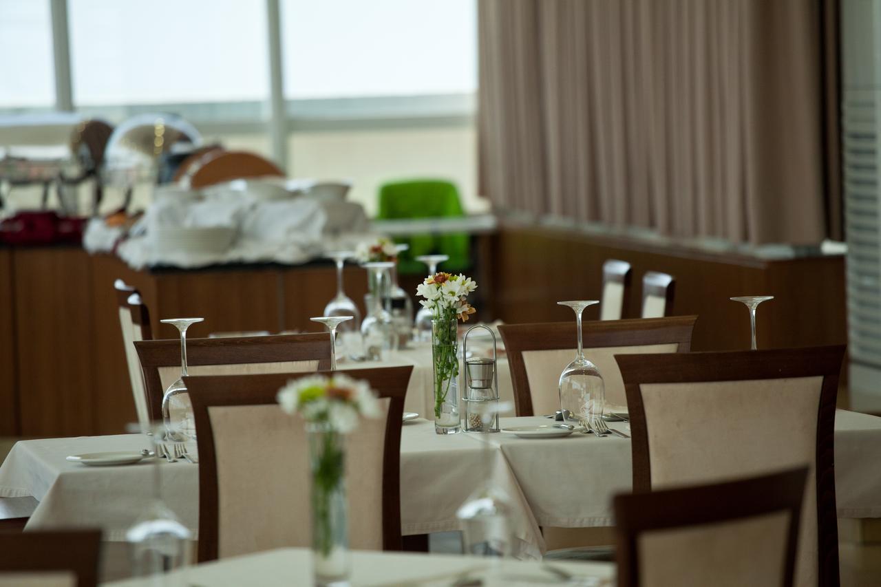 Hotel Florenca Луанда Екстериор снимка